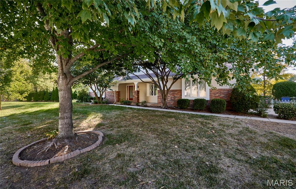 5136 Silver Lake Court Property Photo 3