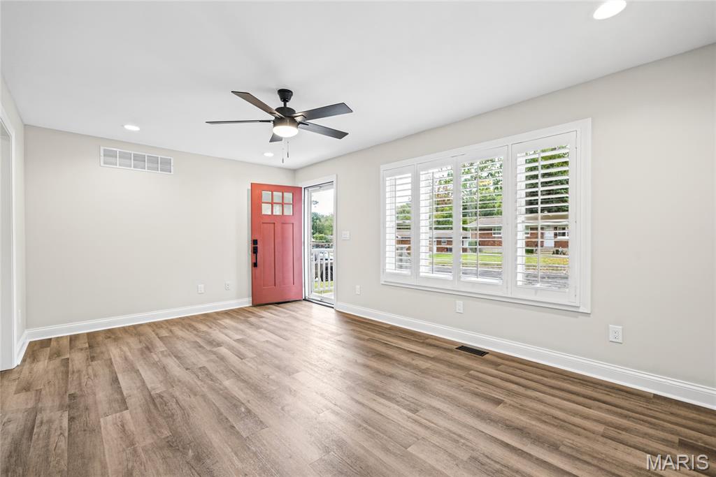 417 Notre Dame Avenue Property Photo 11