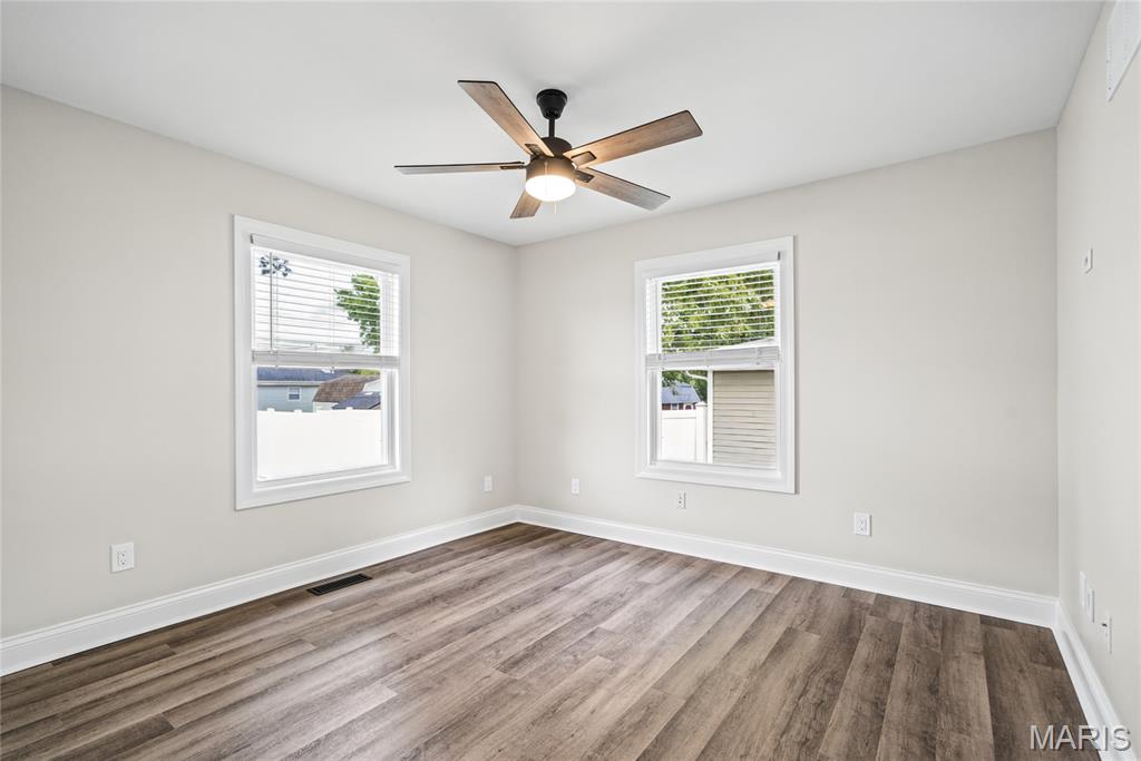 417 Notre Dame Avenue Property Photo 18