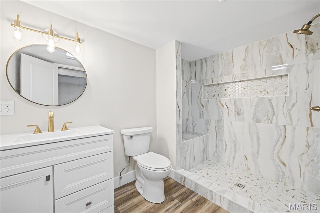 417 Notre Dame Avenue Property Photo 37
