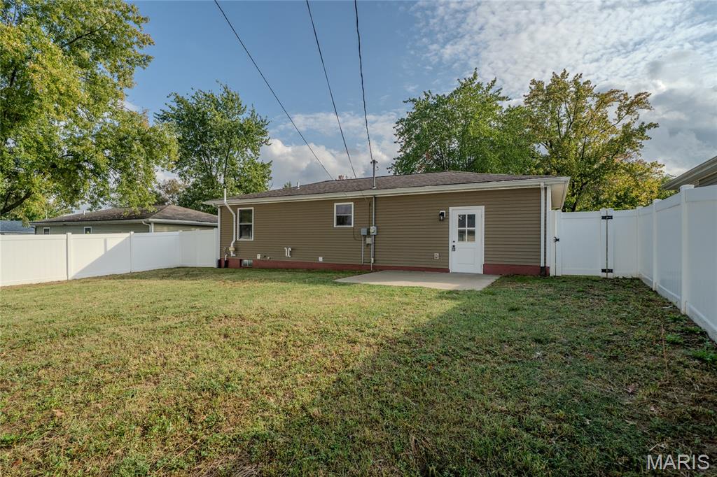 417 Notre Dame Avenue Property Photo 41