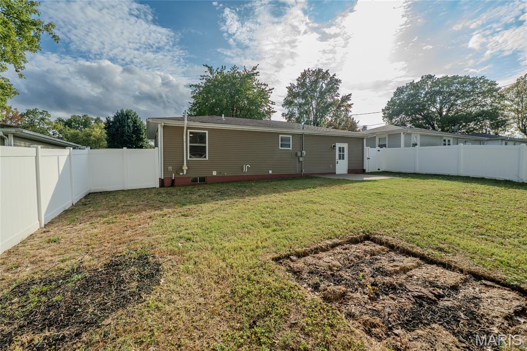 417 Notre Dame Avenue Property Photo 43