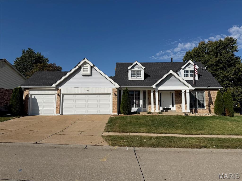 16752 Stanford Place Drive Property Photo 1