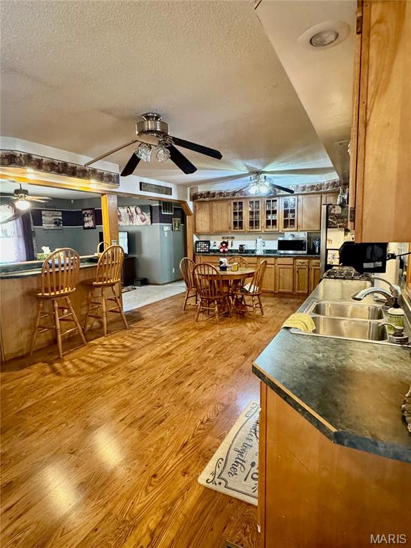1247 Timberline Road Property Photo 6