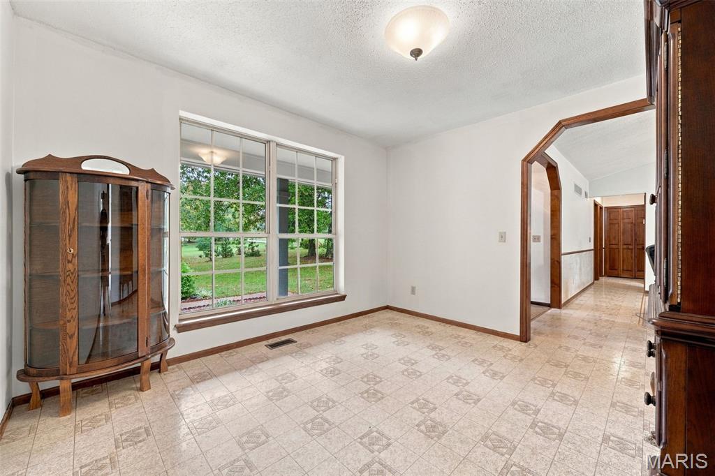 3877 Highway D Property Photo 12