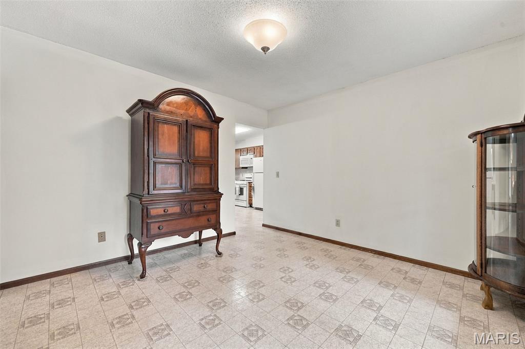 3877 Highway D Property Photo 13