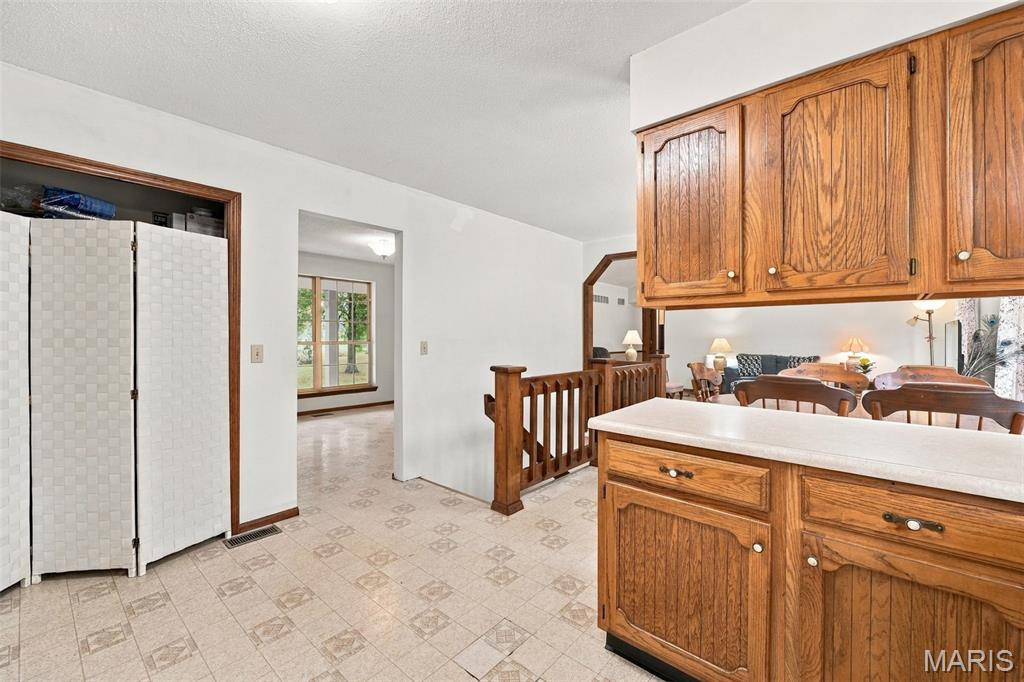 3877 Highway D Property Photo 16