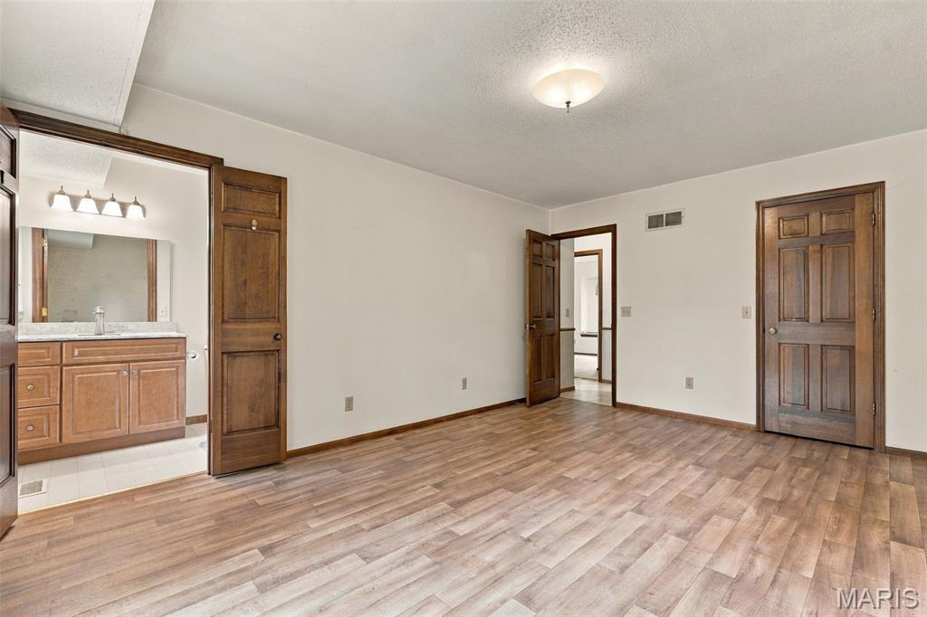 3877 Highway D Property Photo 19