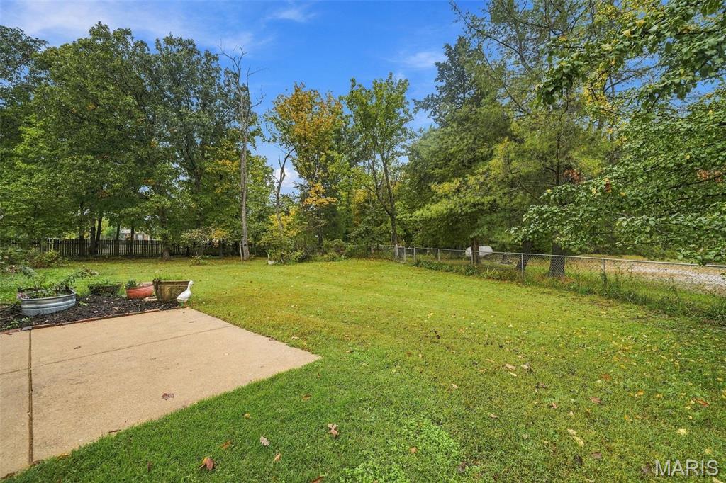 3877 Highway D Property Photo 32