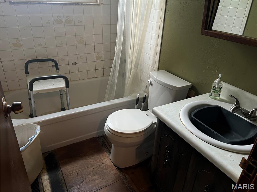 1874 San Lucas Lane Property Photo 10