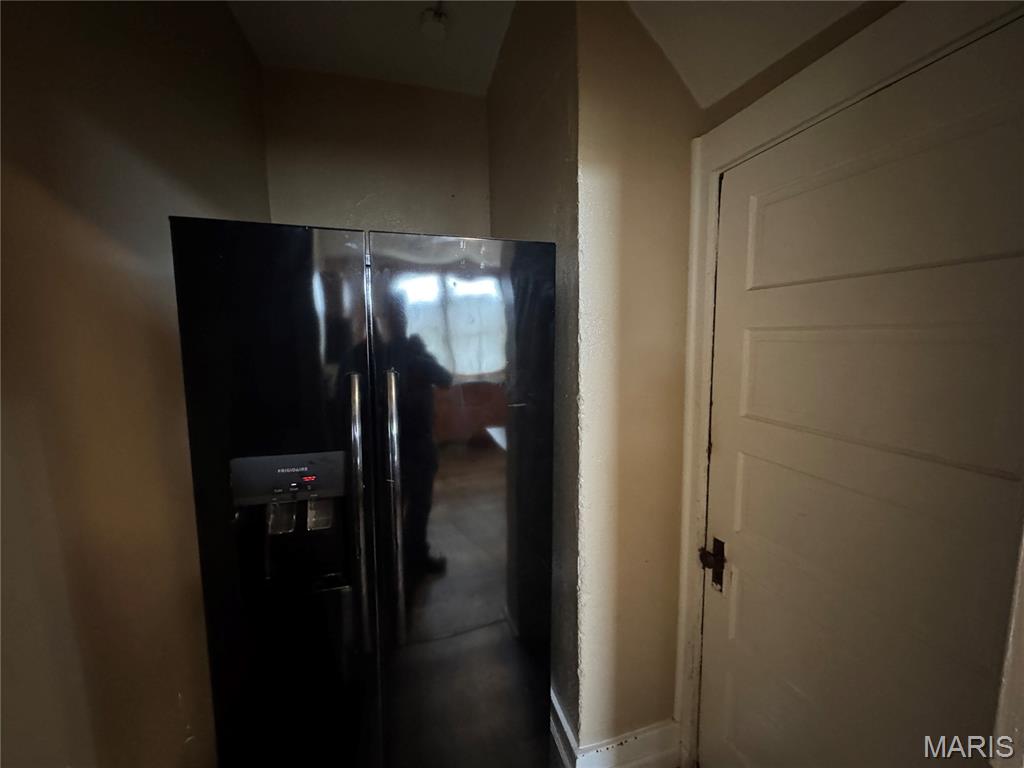 305 W Walnut Street Property Photo 14