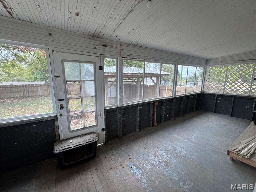 305 W Walnut Street Property Photo 15