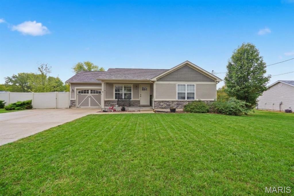 10105 Krafton Road Property Photo 1