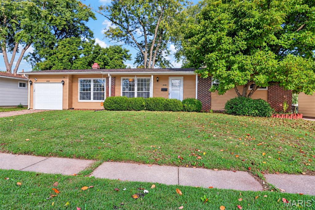 2145 Crane Drive Property Photo 1