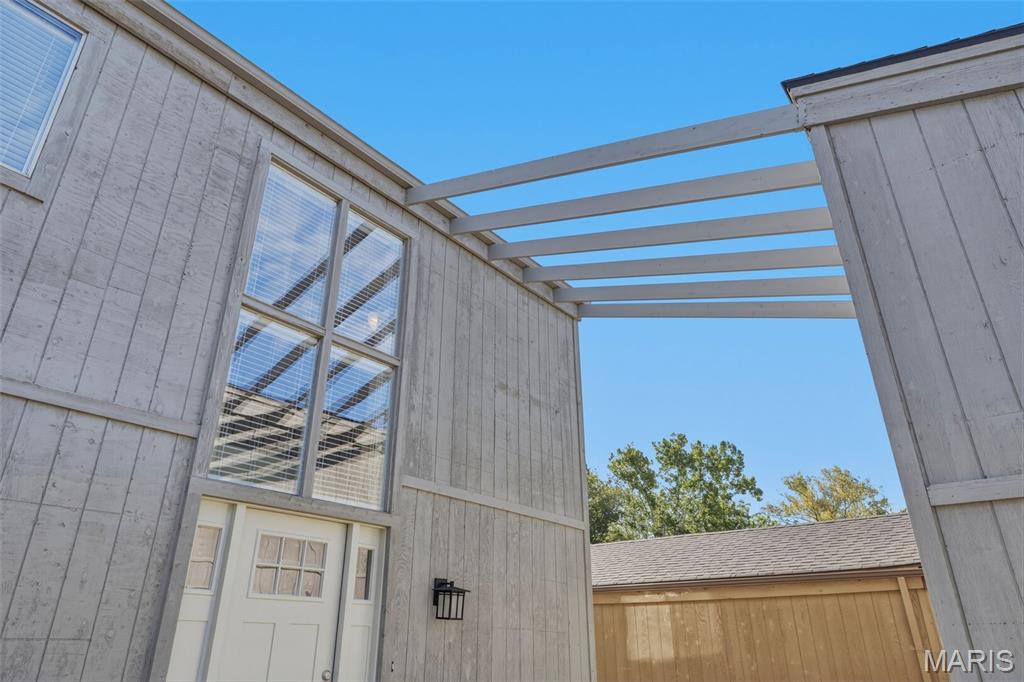 1675 Country Hill Lane Property Photo 4