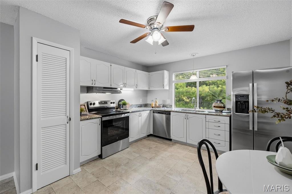 1675 Country Hill Lane Property Photo 10
