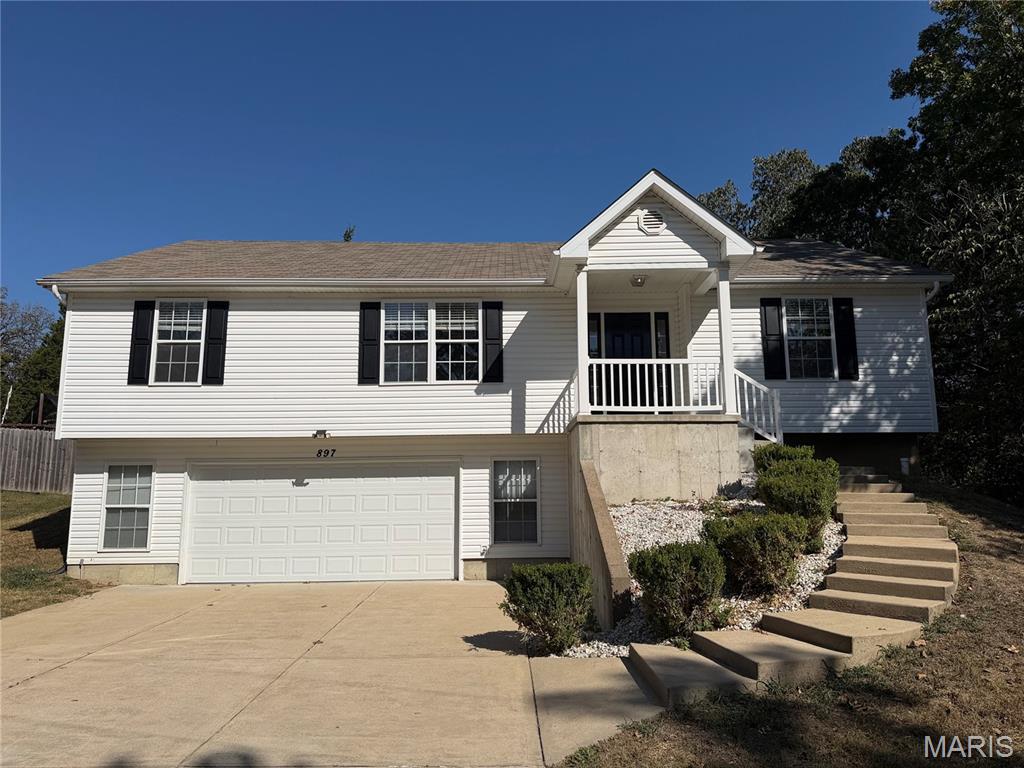 897 Stone Gate Drive Property Photo 1