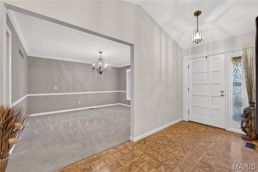 428 Sundowner Ridge Court Property Photo 8
