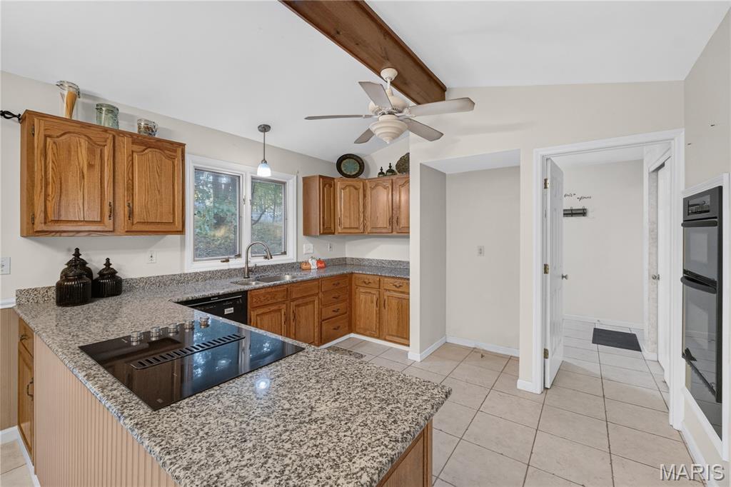 428 Sundowner Ridge Court Property Photo 18