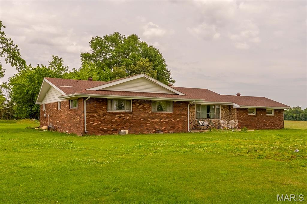 1207 State Route 14 Property Photo 1