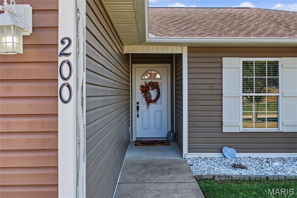 200 Silver Hawk Lane Property Photo 2