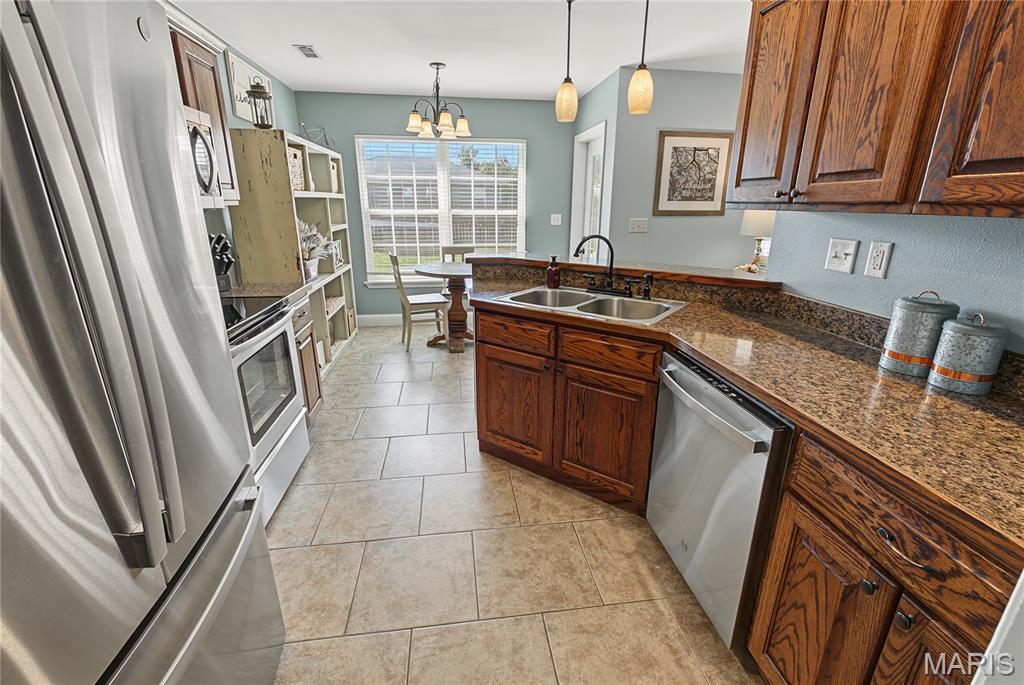 200 Silver Hawk Lane Property Photo 6