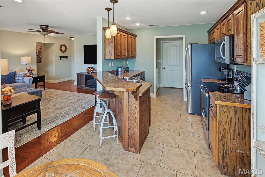 200 Silver Hawk Lane Property Photo 8