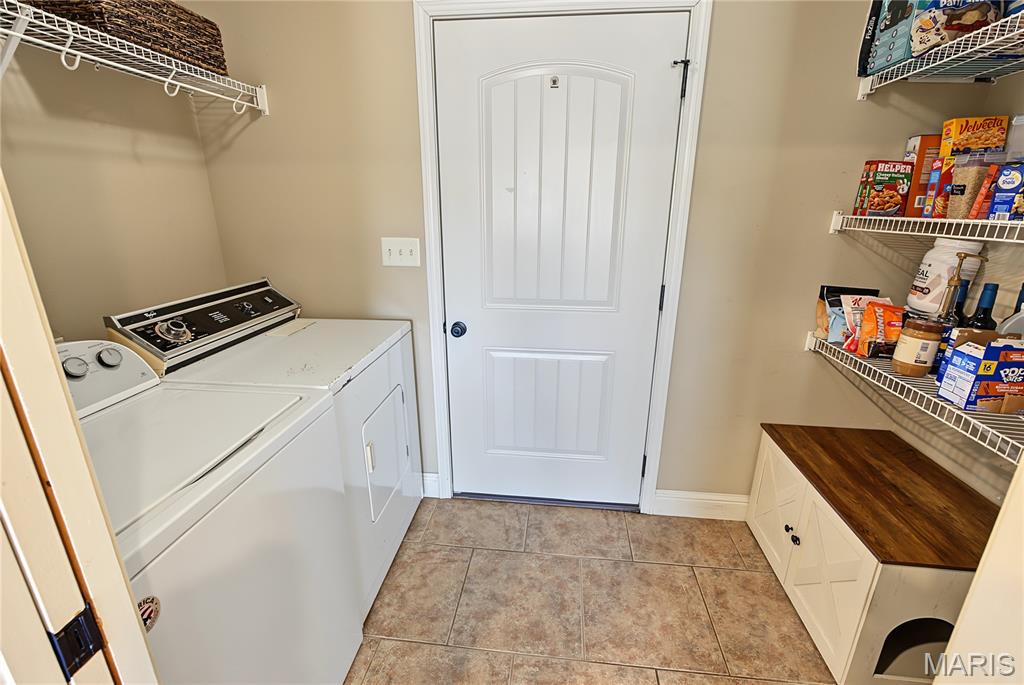 200 Silver Hawk Lane Property Photo 9