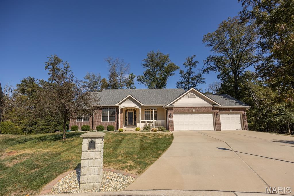 4917 Lone Rock Lane Property Photo 1