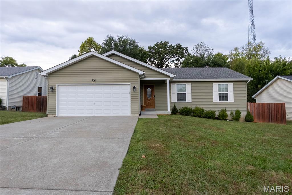 33 Cuivre River Drive Property Photo 1
