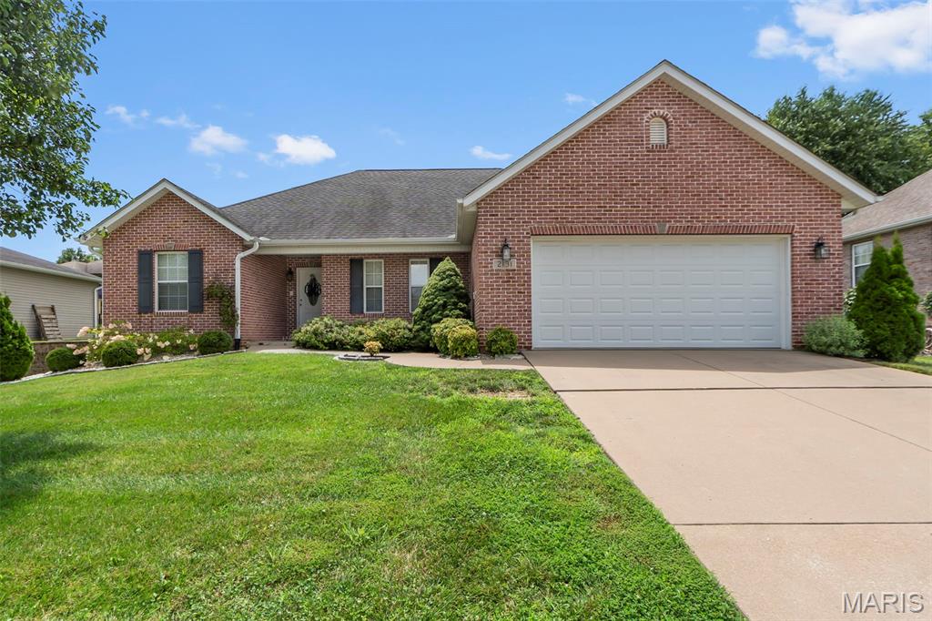 2131 Woodland Hills Drive Property Photo 1
