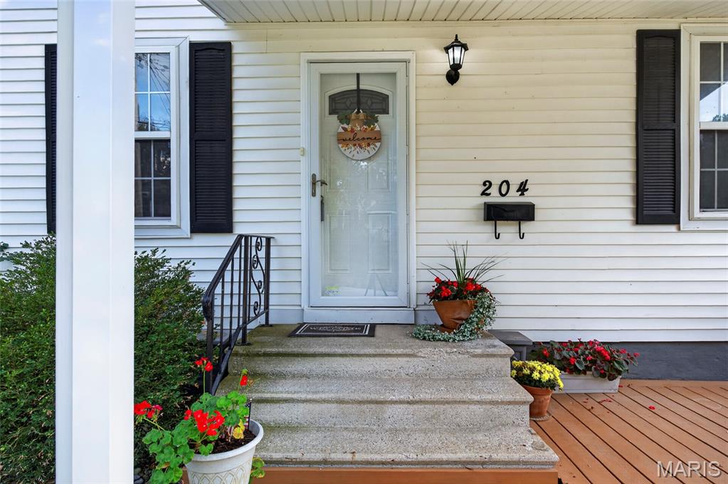 204 W Washington Street Property Photo 8
