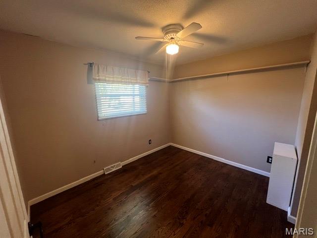 220 Berry Drive Property Photo 12