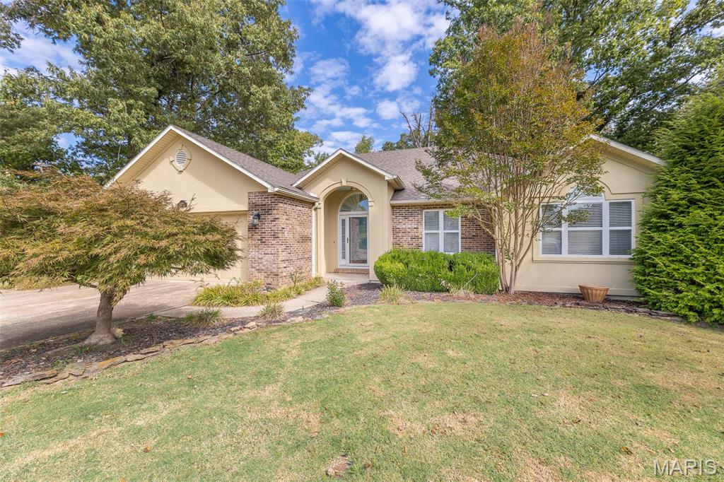 106 Fairway Drive Property Photo 1