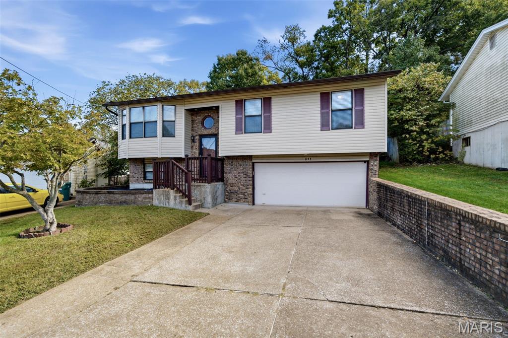 844 Country Glen Drive Property Photo 1