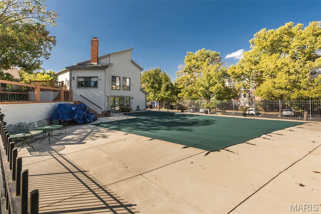 10905 Vauxhall Drive Property Photo 19