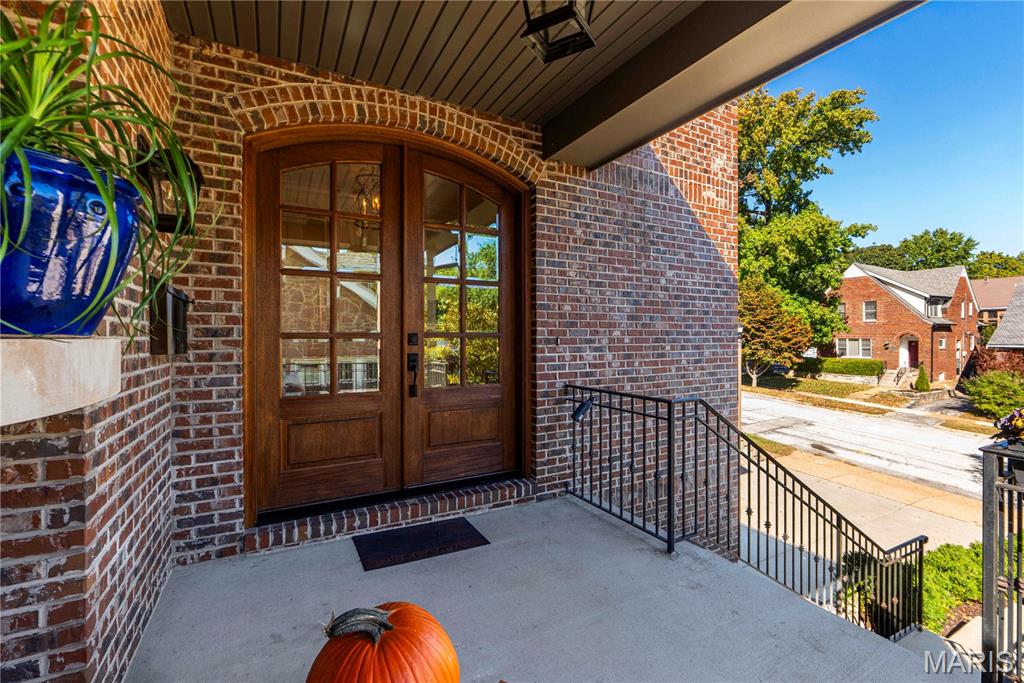7454 Washington Avenue Property Photo 3