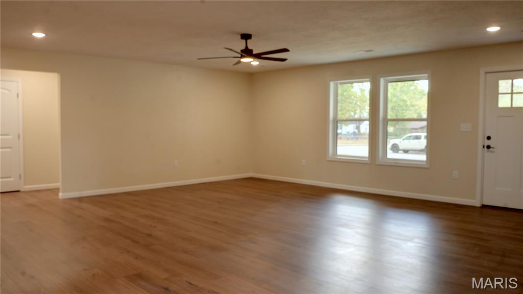 153 Crescent Drive Property Photo 6