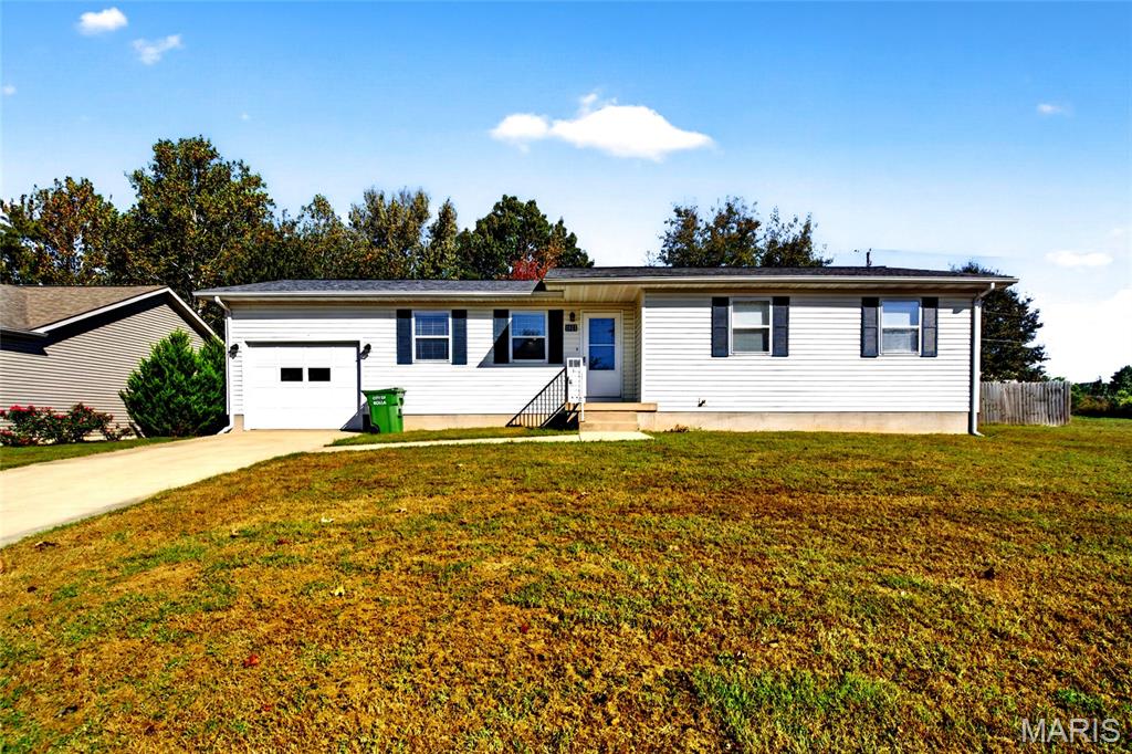 1811 Sandstone Drive