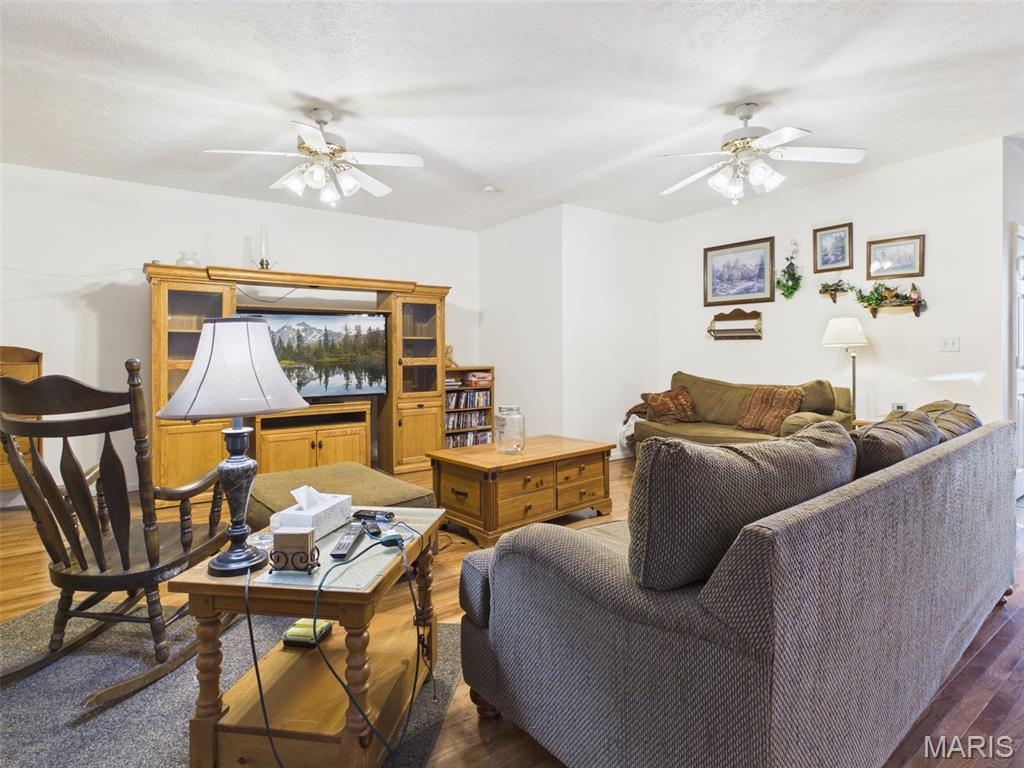 23379 Redwing Lane Property Photo 15