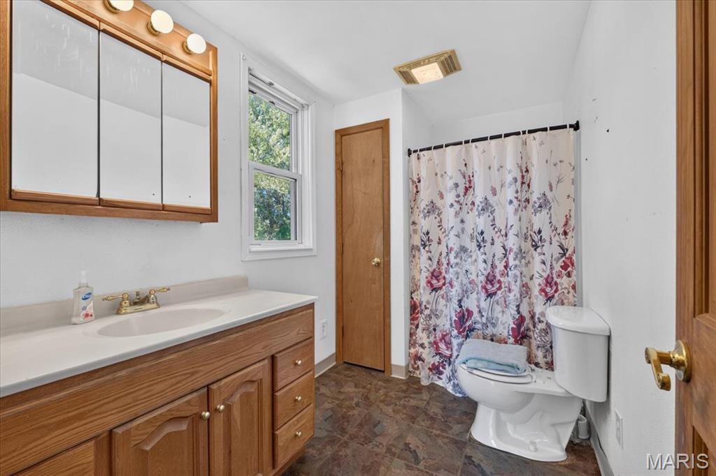 8329 Andy Road Property Photo 14