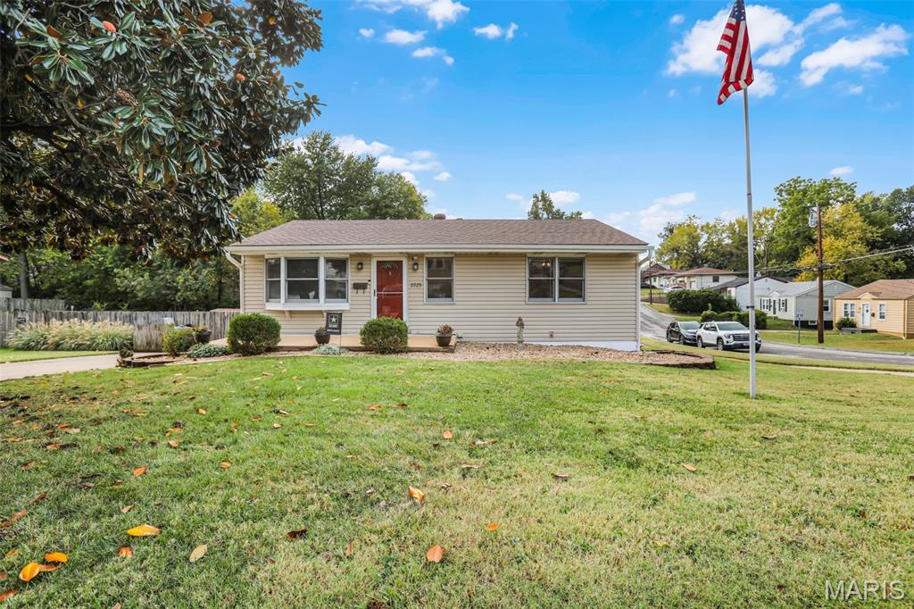 2525 Spencer Avenue Property Photo 1