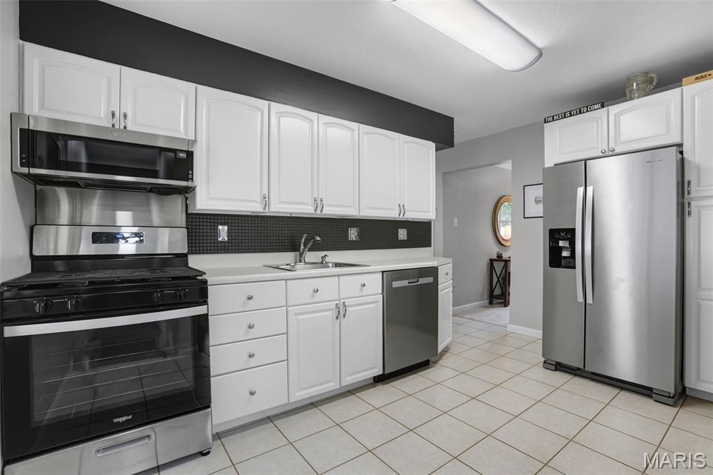 2525 Spencer Avenue Property Photo 12