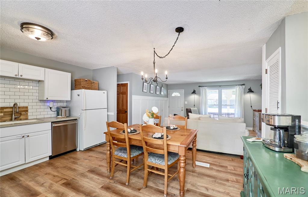 24 Lemon Tree Drive Property Photo 11