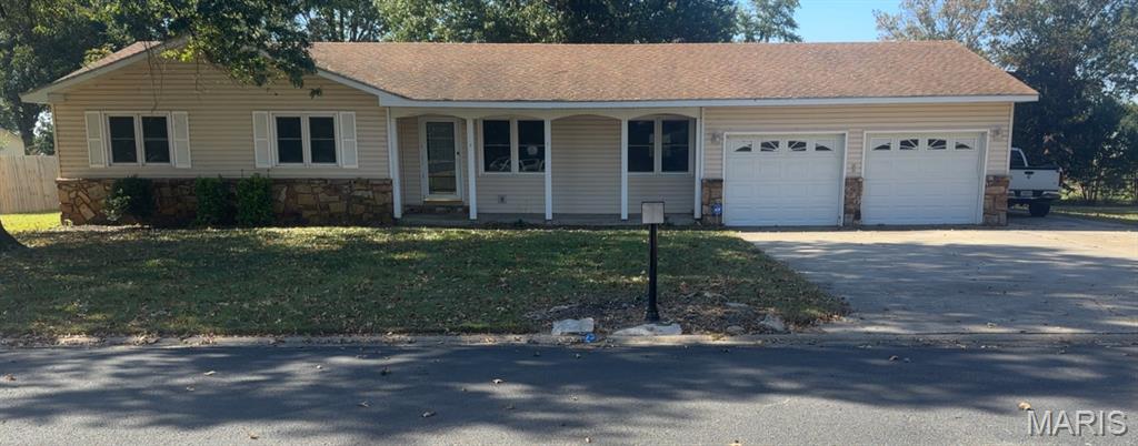 909 Glenn Drive