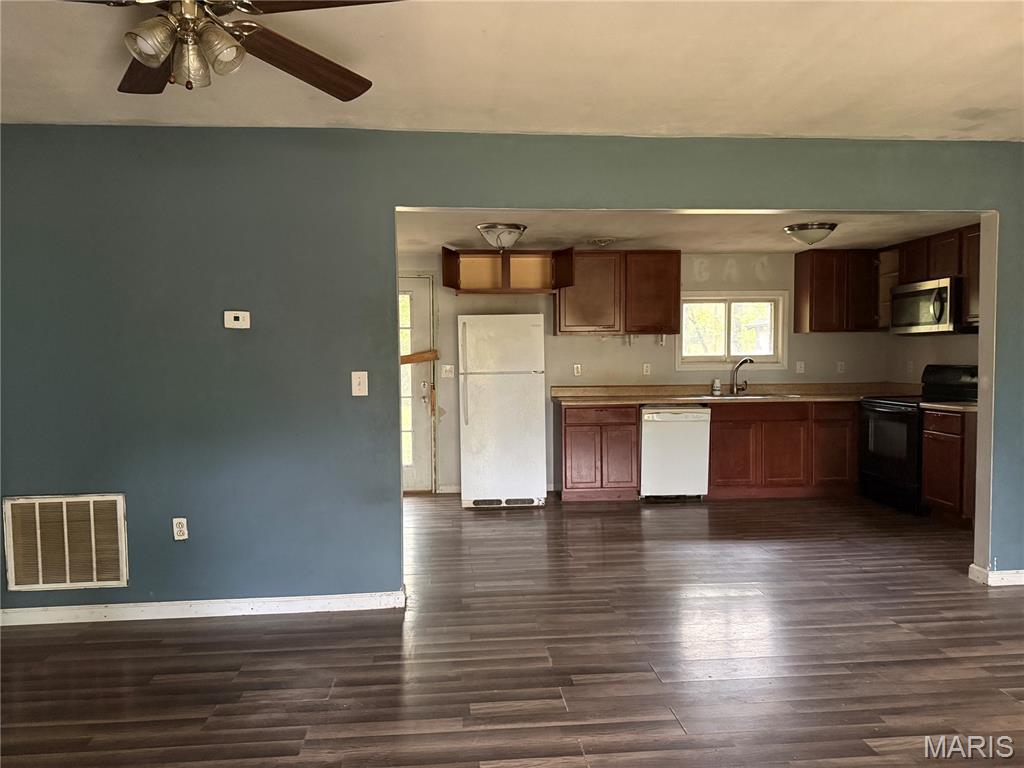 18255 County Road 8260 Property Photo 13