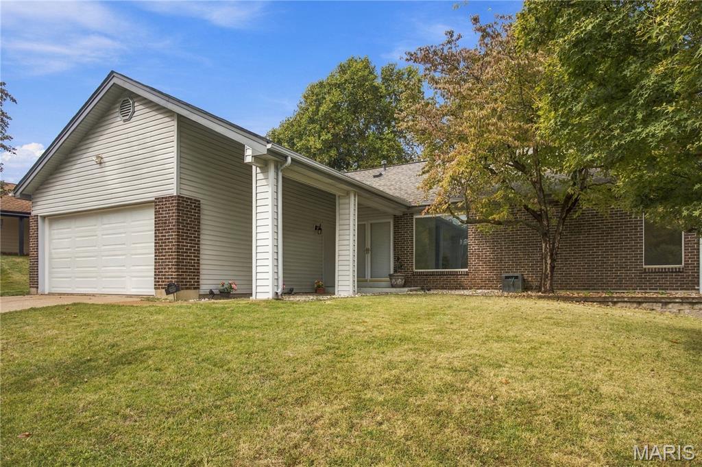 12215 Foxpoint Drive Property Photo 1