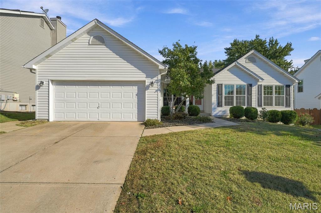 884 Chestnut Oak Drive Property Photo 1