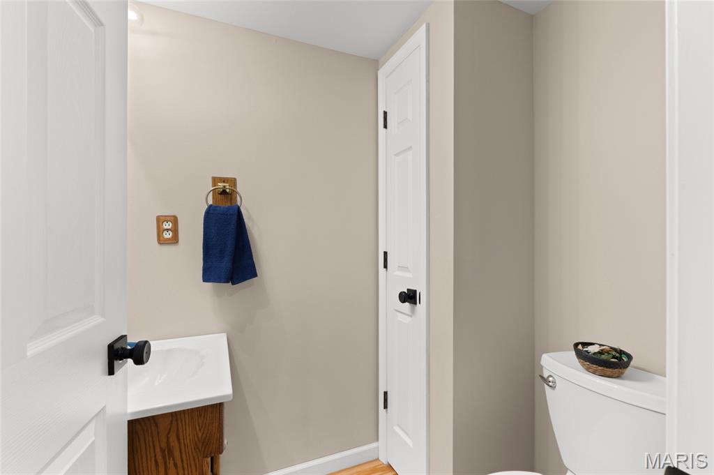 2404 Stoney Brook Drive Property Photo 10