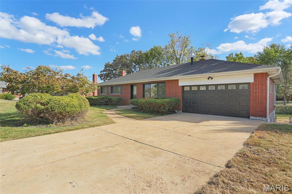 11820 Parklind Drive Property Photo 1